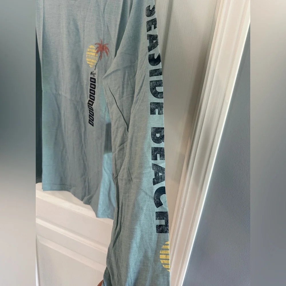 Trunks Surf & Swim Long Sleeve T-Shirt - Mens Size Extra Large - XL NWT